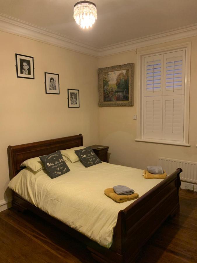 Hildegard Ground Floor Rooms Уитби Экстерьер фото